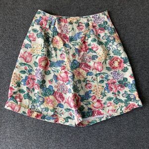 Vintage Sandrea Floral Walking Shorts Womens Size 10 26" Waist‎ Pleated Baggy
